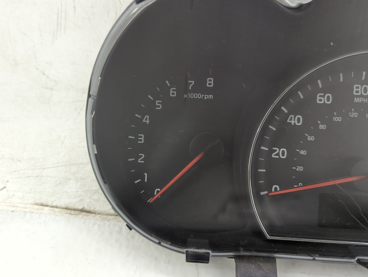 2014-2015 Kia Sorento Instrument Cluster Speedometer Gauges P/N:94004-1U010 Fits Fits 2014 2015 OEM Used Auto Parts - Oemuse