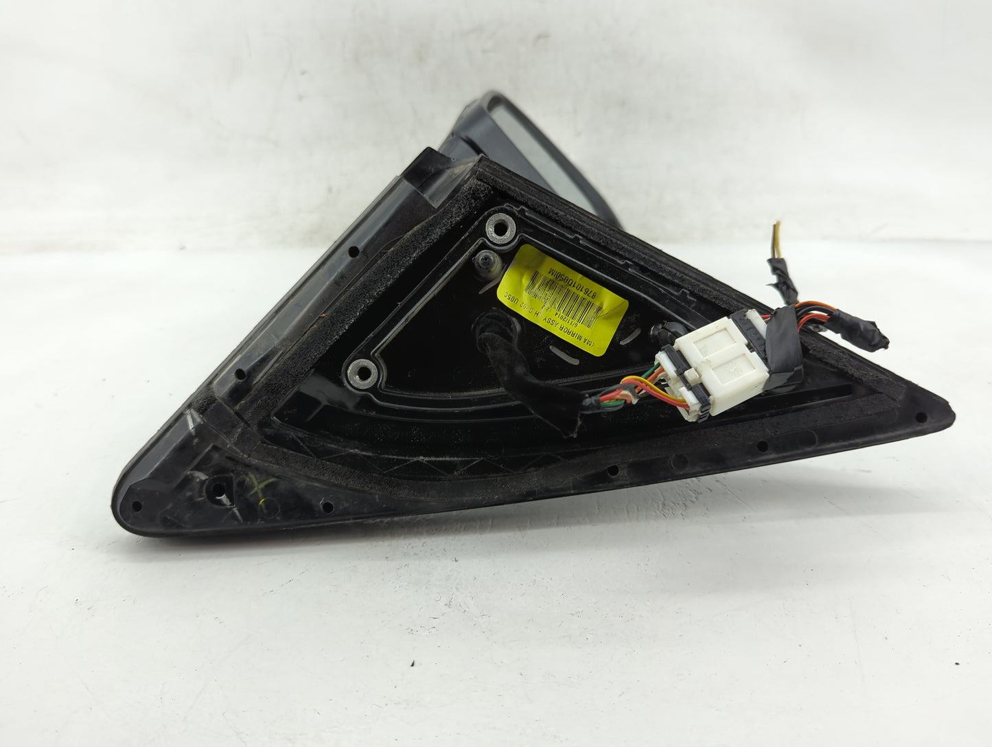 2011-2015 Kia Sorento Driver Side View Mirror - Left Door Mirror OEM Used - Oemusedautoparts1.com