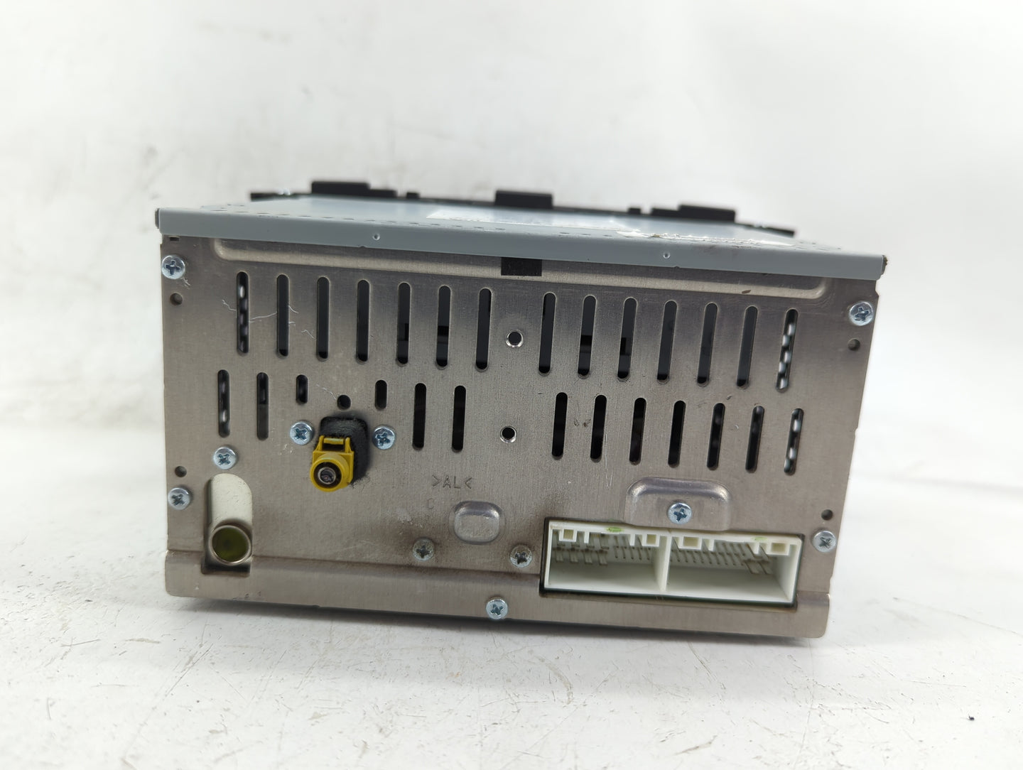 2014-2015 Kia Sorento Radio AM FM Cd Player Receiver Replacement P/N:96170-1UAA1VA Fits Fits 2014 2015 OEM Used Auto Parts -