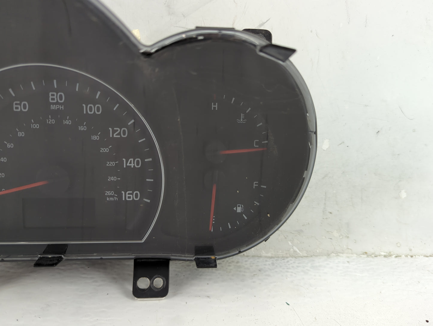 2014-2015 Kia Sorento Instrument Cluster Speedometer Gauges P/N:94004-1U010 Fits Fits 2014 2015 OEM Used Auto Parts - Oemuse