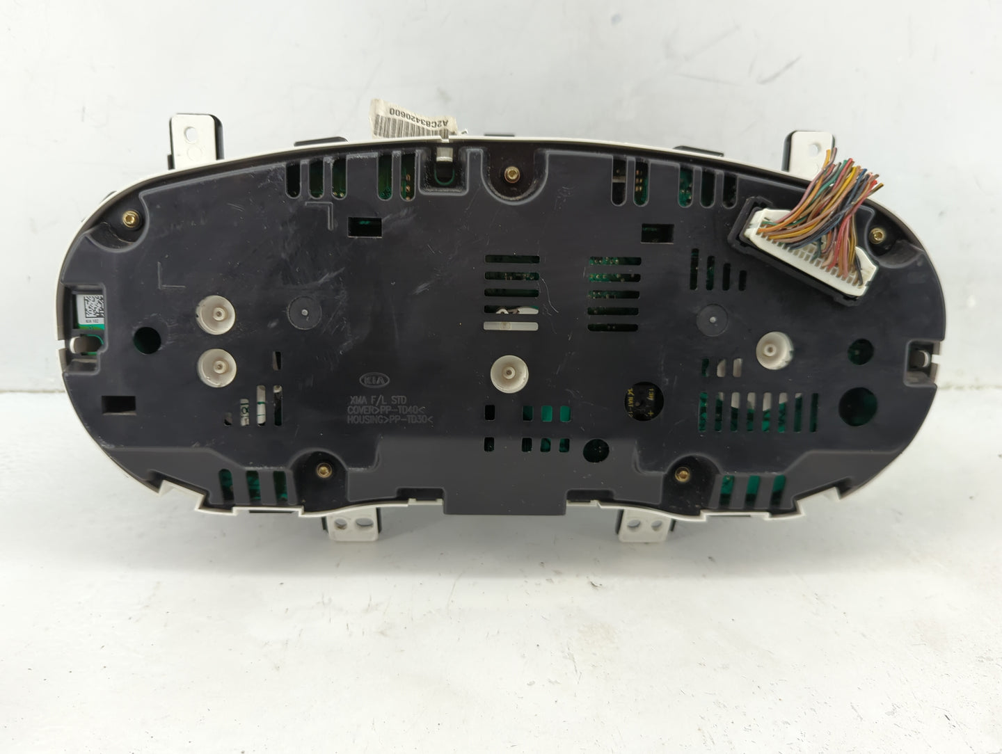 2014-2015 Kia Sorento Instrument Cluster Speedometer Gauges P/N:94004-1U010 Fits Fits 2014 2015 OEM Used Auto Parts - Oemuse
