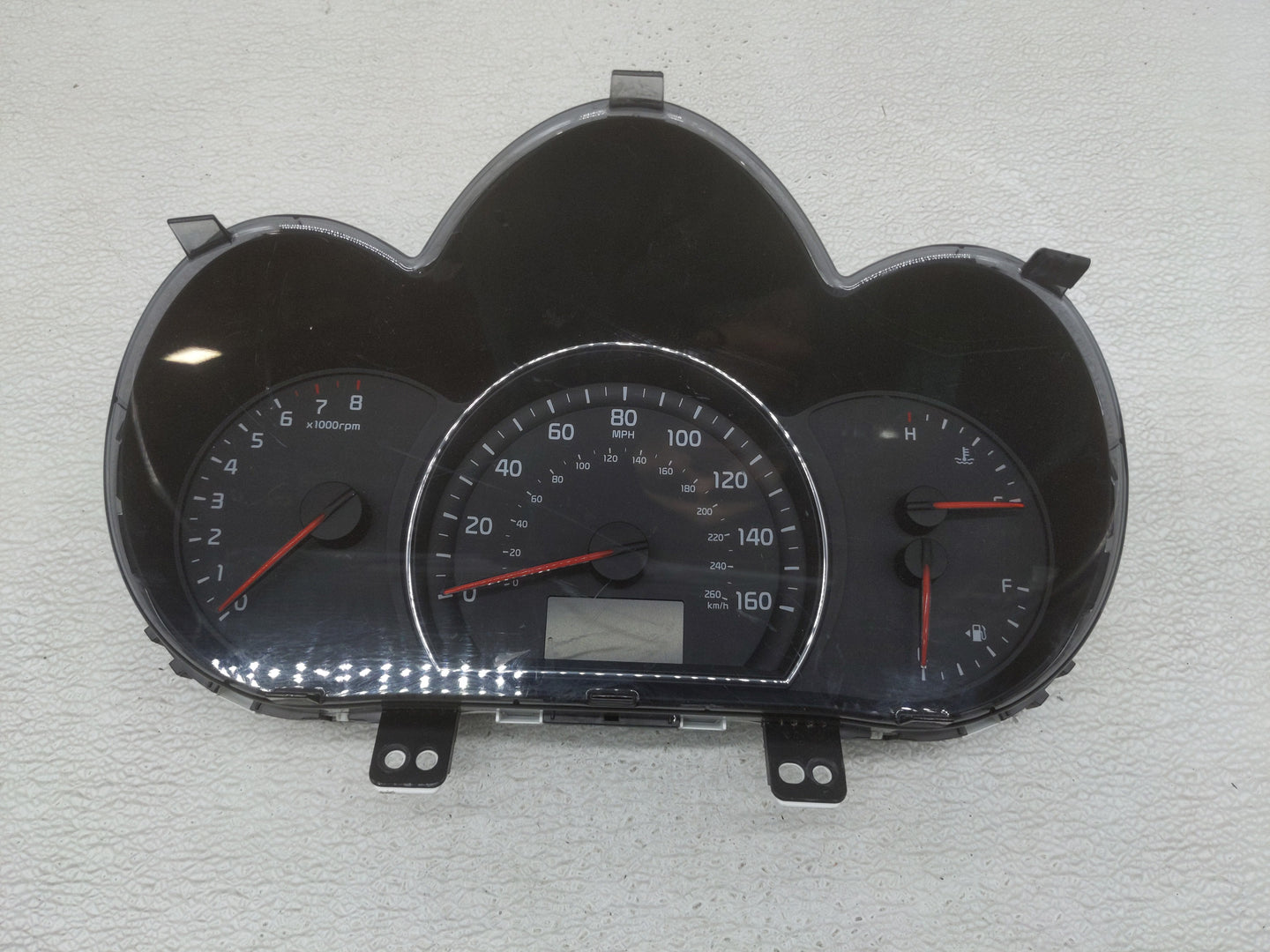 2014-2015 Kia Sorento Instrument Cluster Speedometer Gauges P/N:94004-1U010 Fits Fits 2014 2015 OEM Used Auto Parts - Oemuse