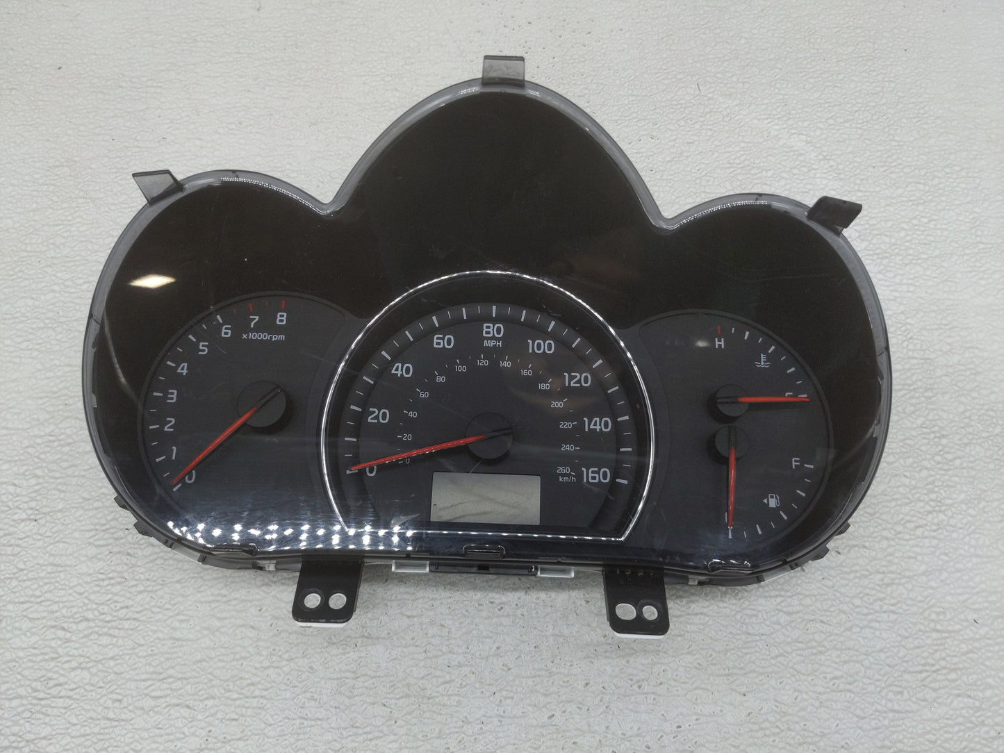 2014-2015 Kia Sorento Instrument Cluster Speedometer Gauges P/N:94004-1U010 Fits Fits 2014 2015 OEM Used Auto Parts - Oemuse