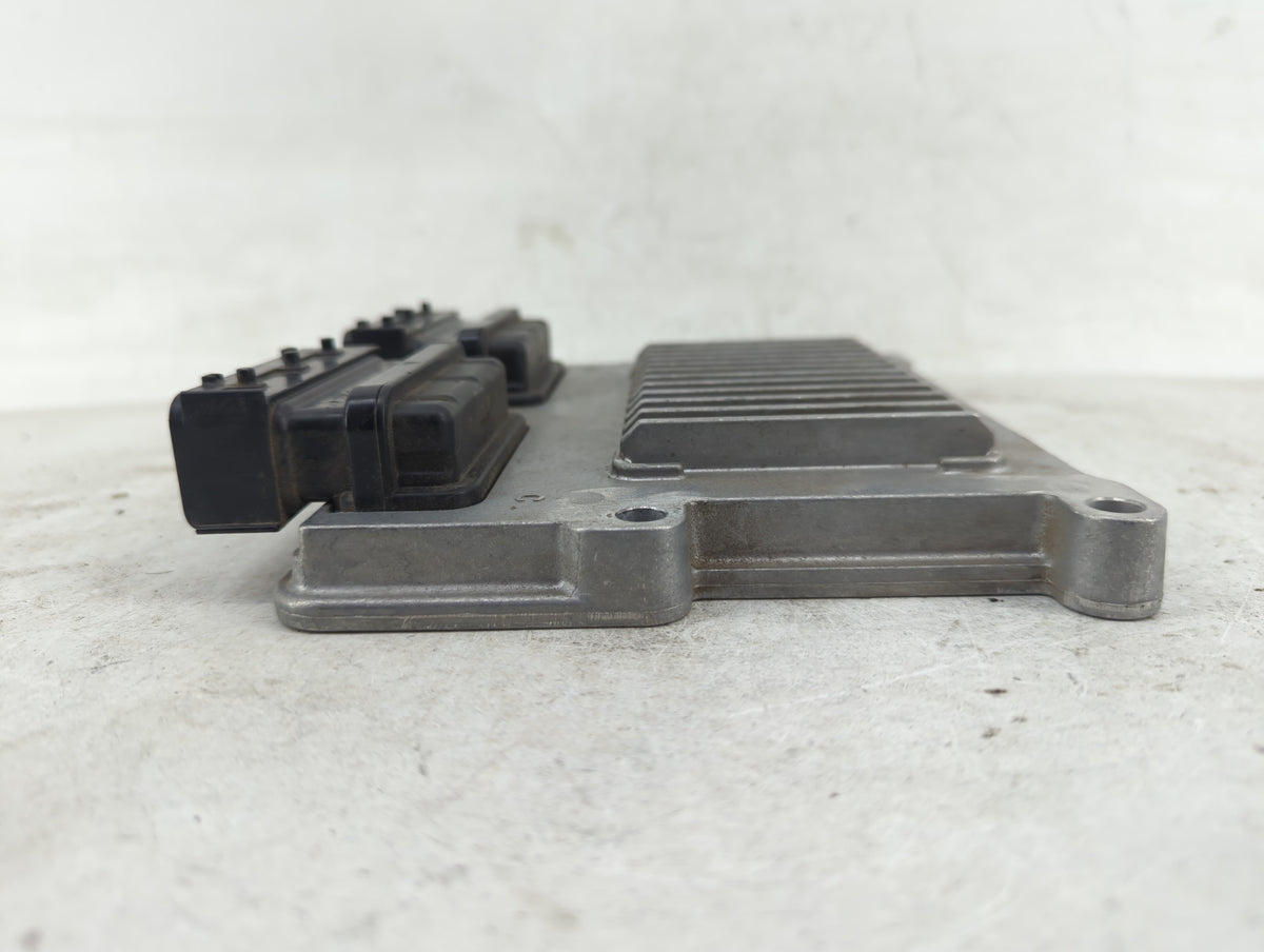 2015 Kia Sorento PCM Engine Control Computer ECU ECM PCU OEM P/N:39110-3CXN5 OEM Used Auto Parts - Oemusedautoparts1.com