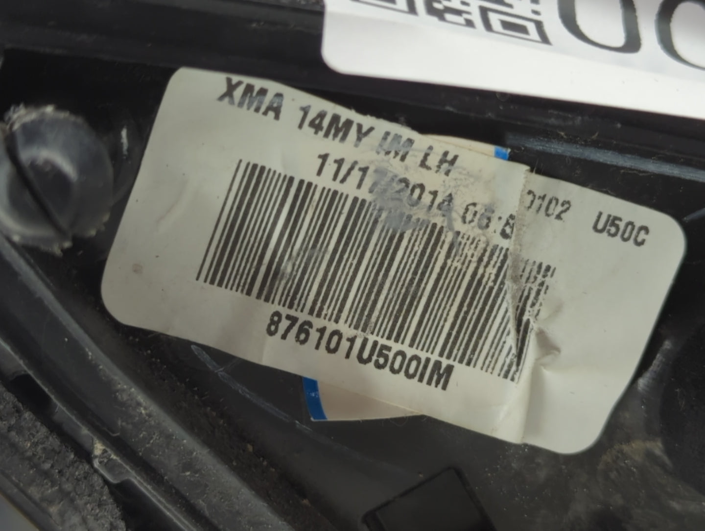 2014-2015 Kia Sorento Driver Side View Mirror - Left Door Mirror OEM Used - Oemusedautoparts1.com