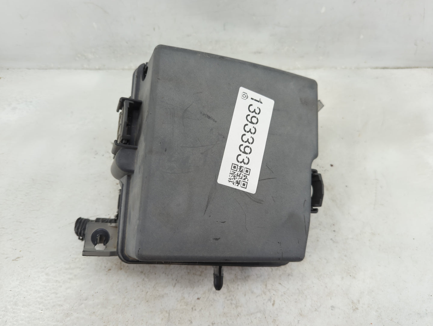 2014-2015 Kia Sorento Fusebox Fuse Box Panel Relay Module P/N:91951-3X100 Fits Fits 2014 2015 OEM Used Auto Parts - Oemuseda