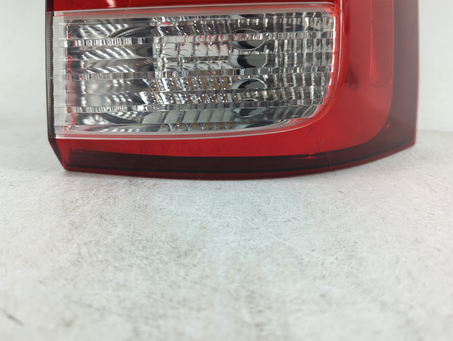 2014-2015 Kia Sorento Tail Light Assembly Passenger Right OEM Fits Fits 2014 2015 OEM Used Auto Parts - Oemusedautoparts1.co