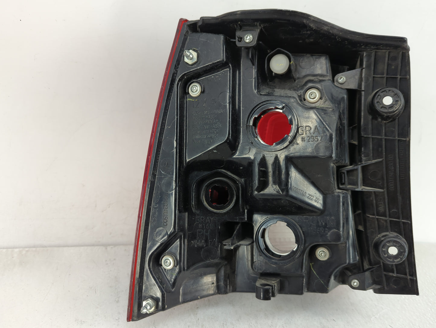 2014-2015 Kia Sorento Tail Light Assembly Passenger Right OEM Fits Fits 2014 2015 OEM Used Auto Parts - Oemusedautoparts1.co