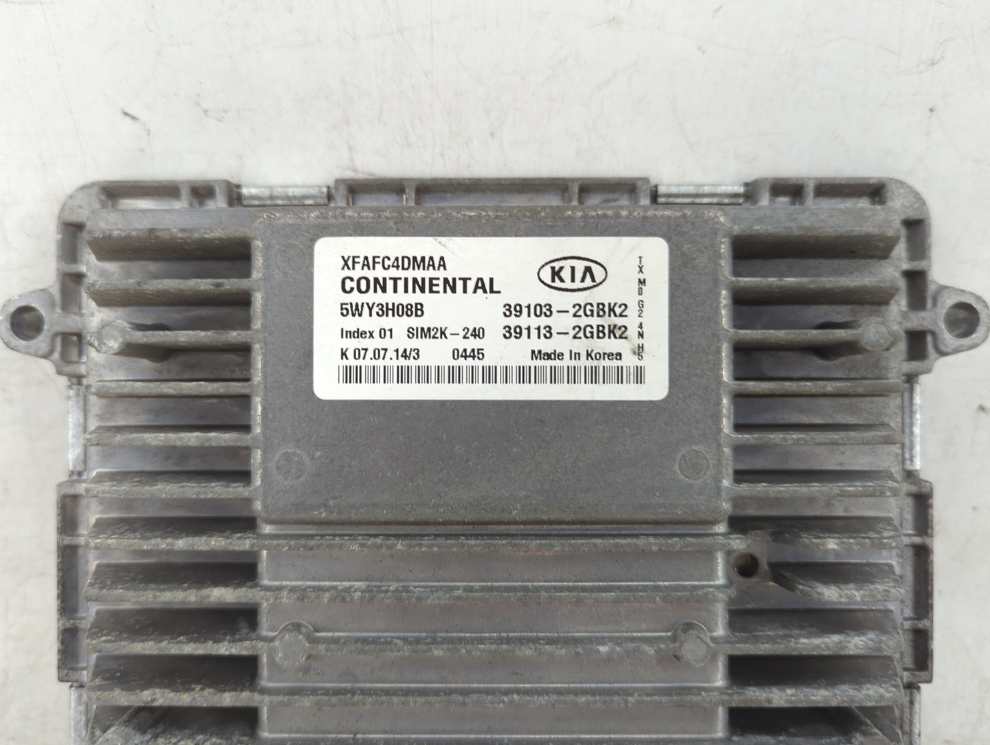 2014-2015 Kia Sorento PCM Engine Control Computer ECU ECM PCU OEM P/N:39113-2GBK2 39103-2GBK2 Fits Fits 2014 2015 OEM Used A