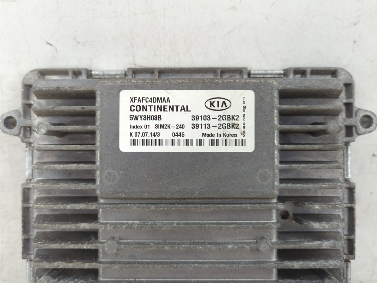 2014-2015 Kia Sorento PCM Engine Control Computer ECU ECM PCU OEM P/N:39113-2GBK2 39103-2GBK2 Fits Fits 2014 2015 OEM Used A