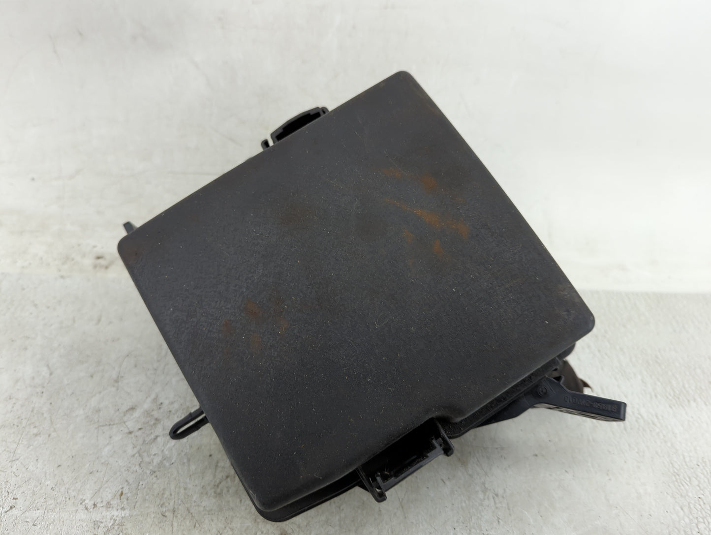 2014-2015 Kia Sorento Fusebox Fuse Box Panel Relay Module P/N:91951-3X100 Fits Fits 2014 2015 OEM Used Auto Parts - Oemuseda