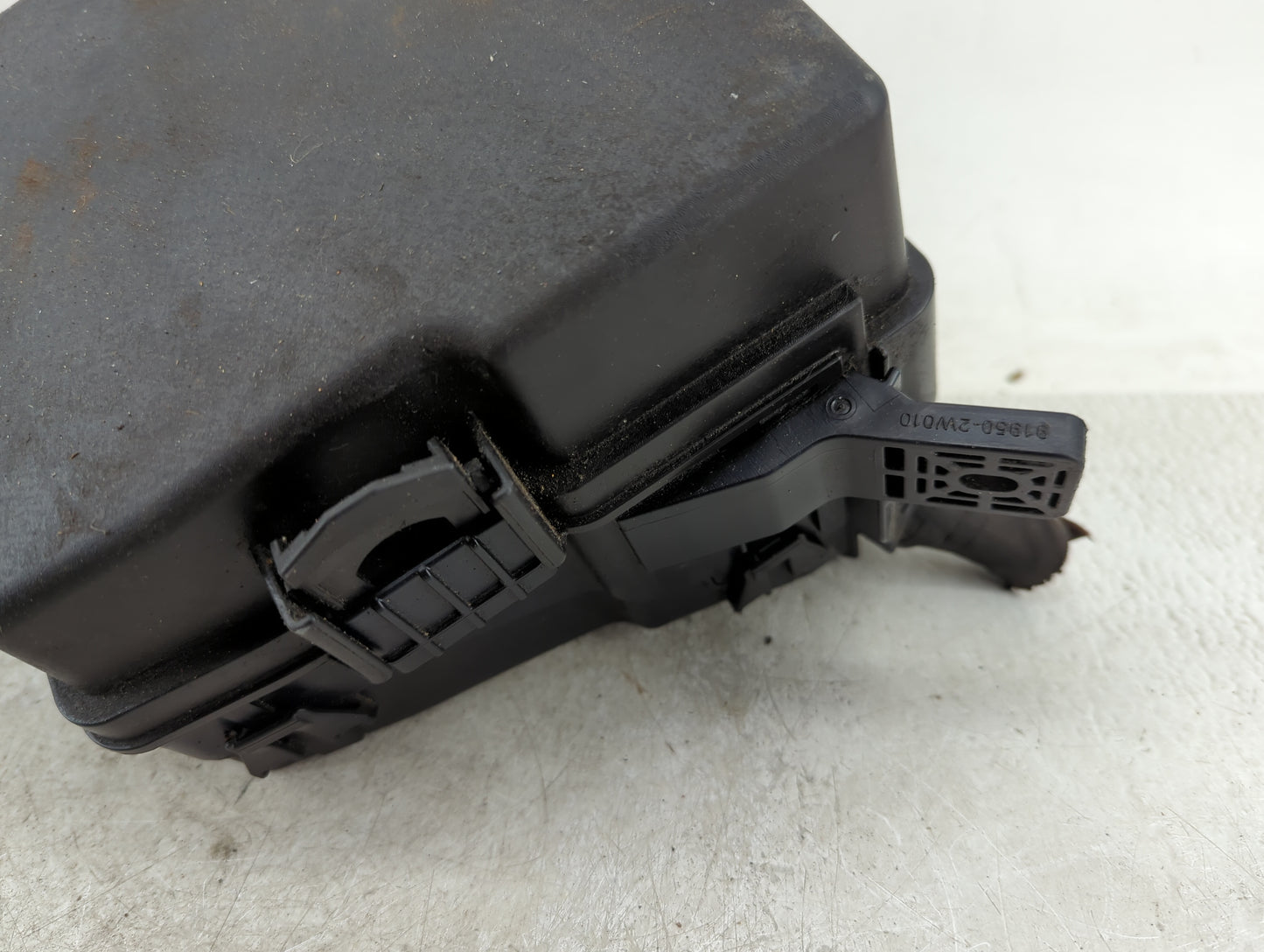 2014-2015 Kia Sorento Fusebox Fuse Box Panel Relay Module P/N:91951-3X100 Fits Fits 2014 2015 OEM Used Auto Parts - Oemuseda