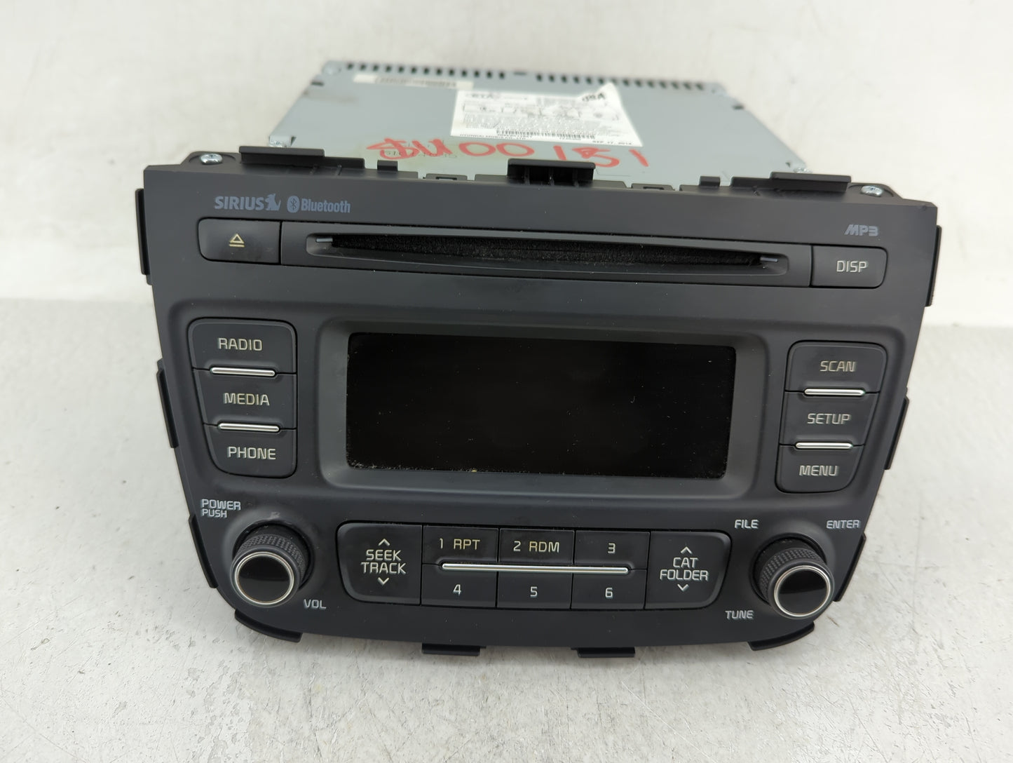 2014-2015 Kia Sorento Radio AM FM Cd Player Receiver Replacement P/N:96170-1UAA1VA Fits Fits 2014 2015 OEM Used Auto Parts -