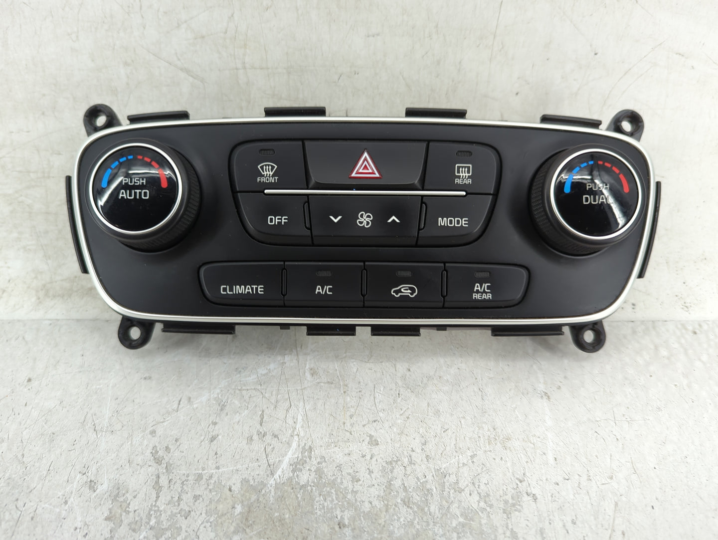 2014-2015 Kia Sorento Climate Control Module Temperature AC/Heater Replacement P/N:972501U585 Fits Fits 2014 2015 OEM Used A