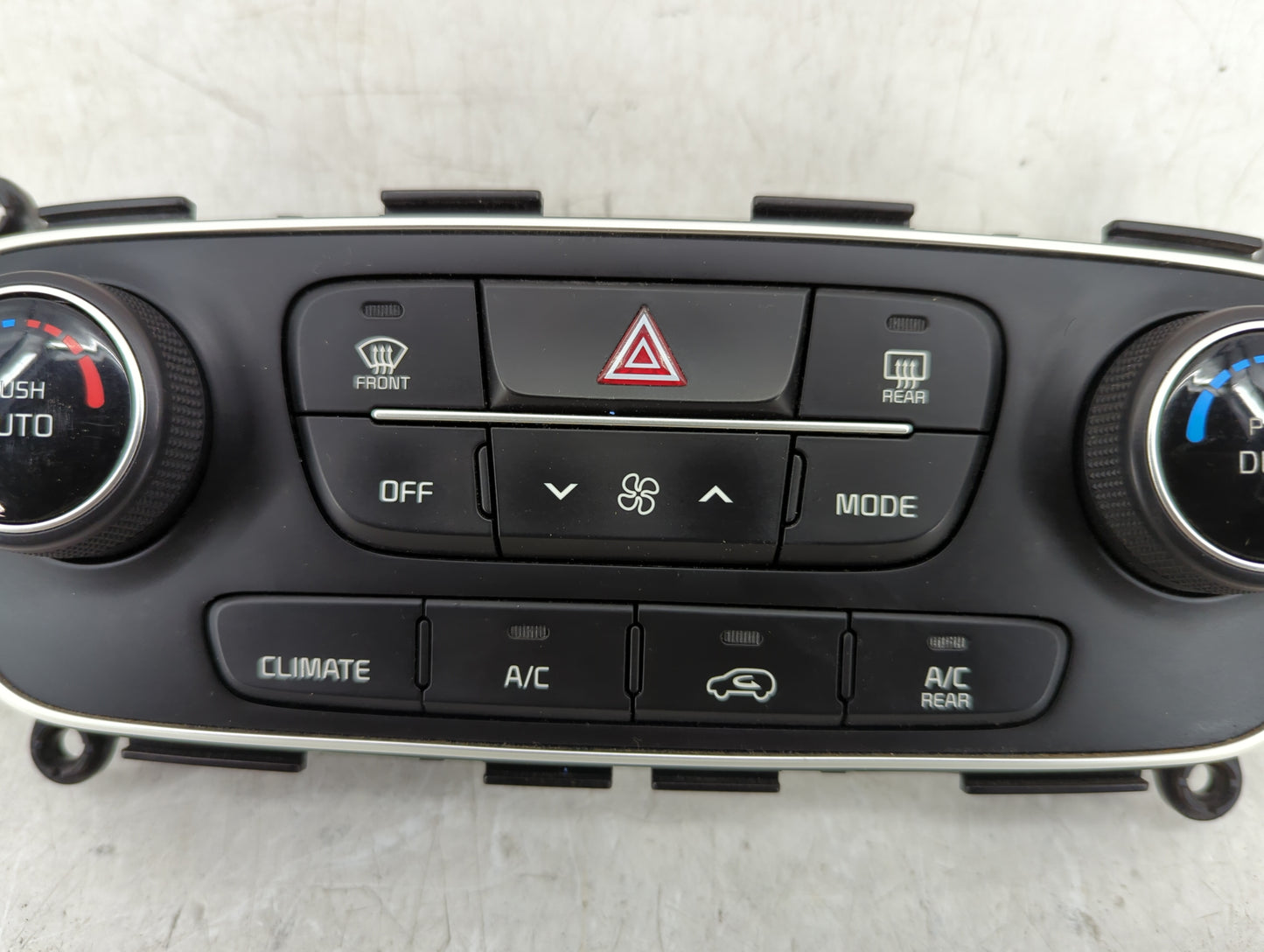 2014-2015 Kia Sorento Climate Control Module Temperature AC/Heater Replacement P/N:972501U585 Fits Fits 2014 2015 OEM Used A