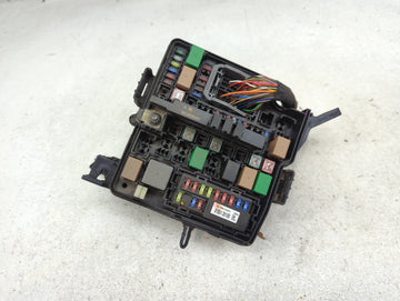 2014-2015 Kia Sorento Fusebox Fuse Box Panel Relay Module P/N:91951-3X100 Fits Fits 2014 2015 OEM Used Auto Parts