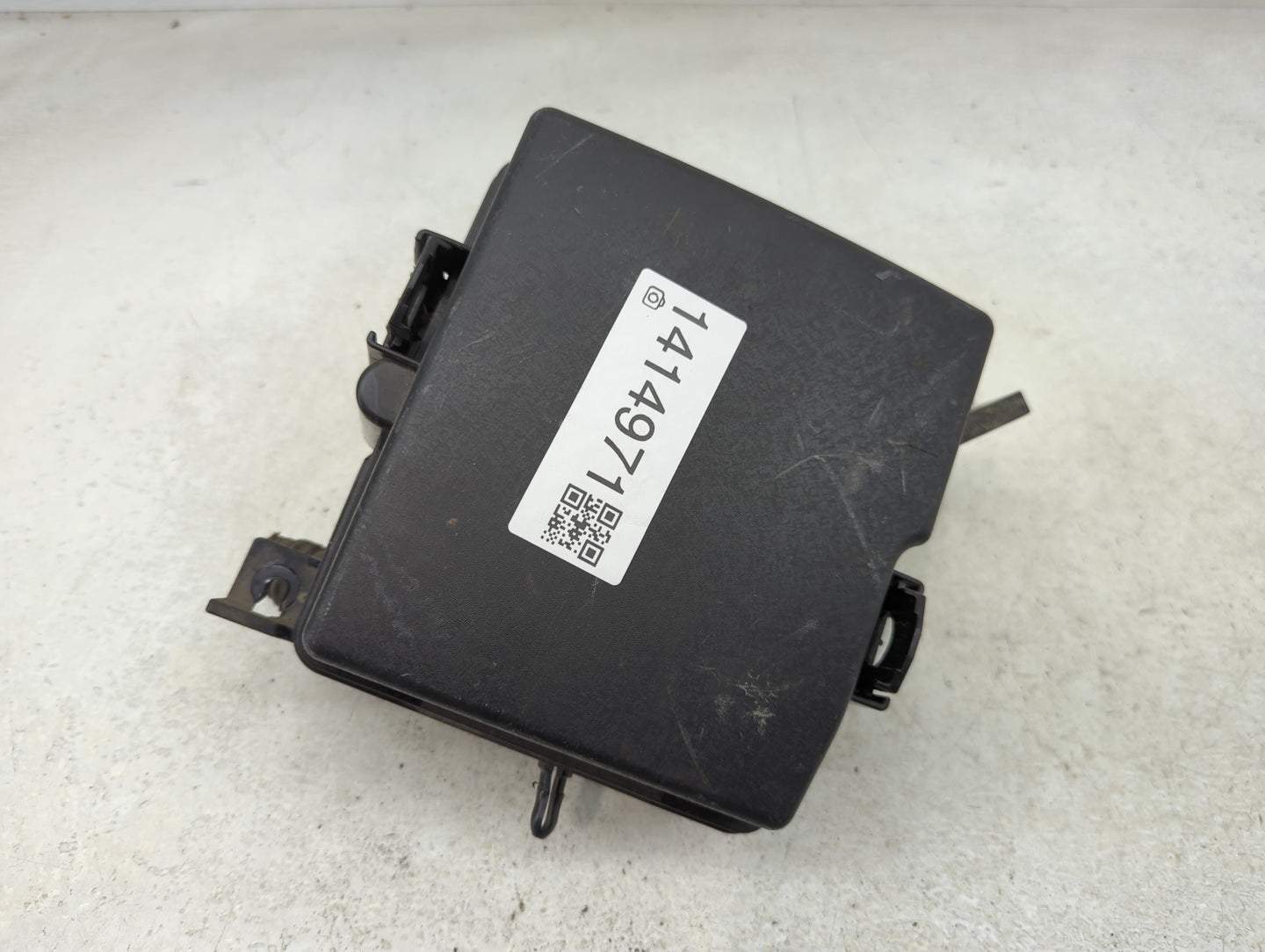 2014-2015 Kia Sorento Fusebox Fuse Box Panel Relay Module P/N:91951-3X100 Fits Fits 2014 2015 OEM Used Auto Parts - Oemuseda