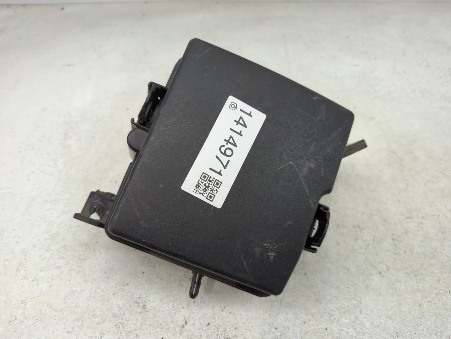2014-2015 Kia Sorento Fusebox Fuse Box Panel Relay Module P/N:91951-3X100 Fits Fits 2014 2015 OEM Used Auto Parts - Oemuseda