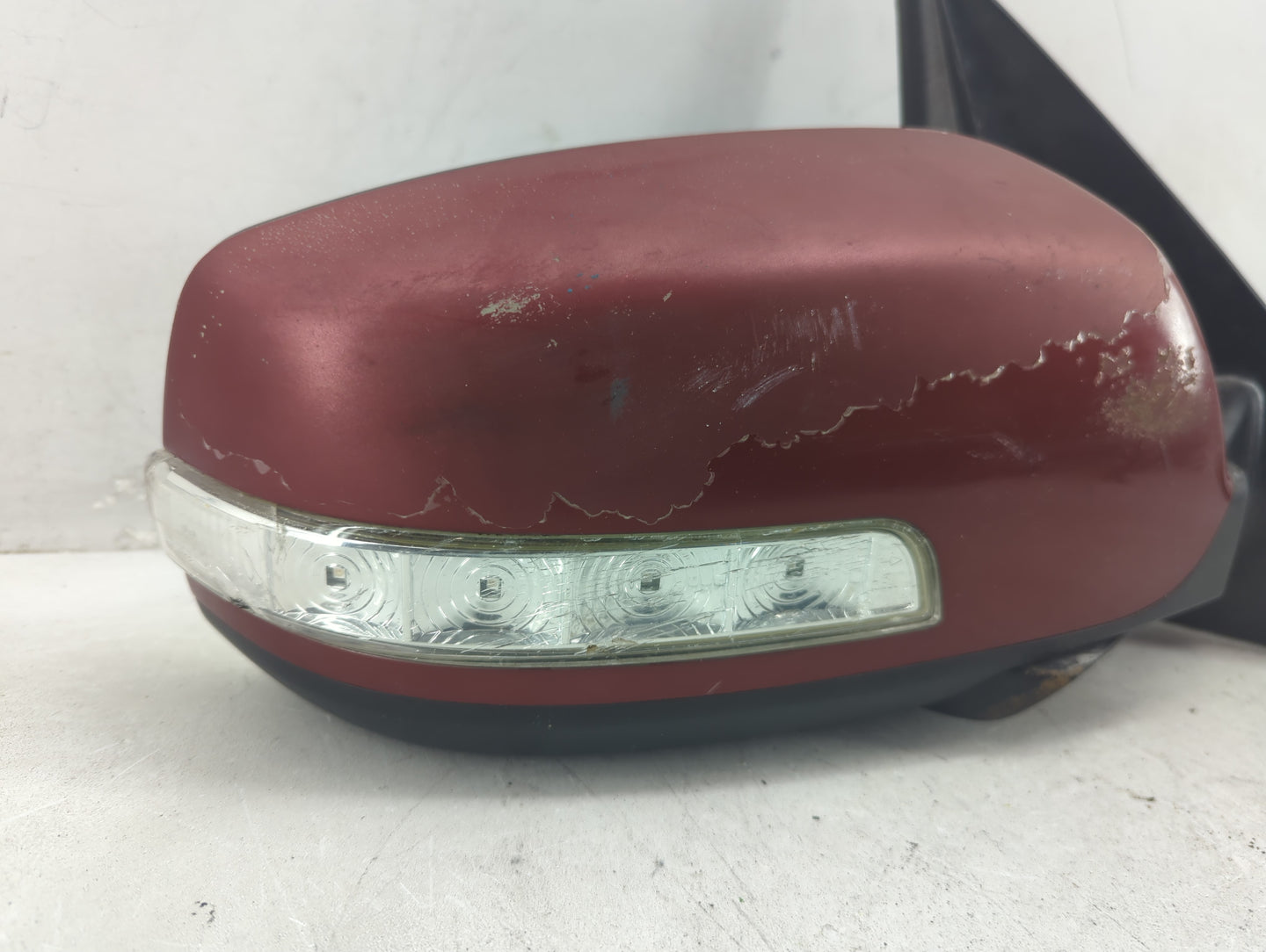 2011-2015 Kia Sorento Passenger Side View Mirror - Right Door Mirror OEM Used - Oemusedautoparts1.com