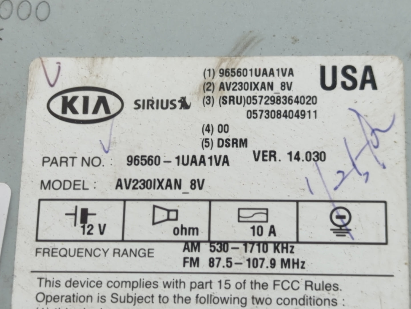 2015 Kia Sorento Radio AM FM Cd Player Receiver Replacement P/N:96560-1UAA1VA Fits OEM Used Auto Parts - Oemusedautoparts1.c