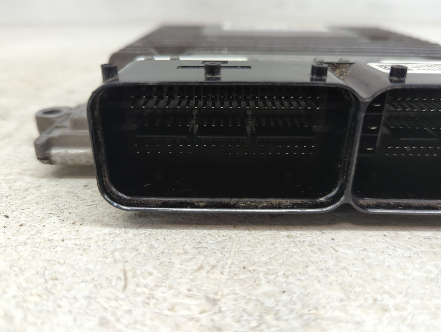 2014-2015 Kia Sorento PCM Engine Control Computer ECU ECM PCU OEM P/N:39113-2GBK2 39103-2GBK2 Fits Fits 2014 2015 OEM Used A