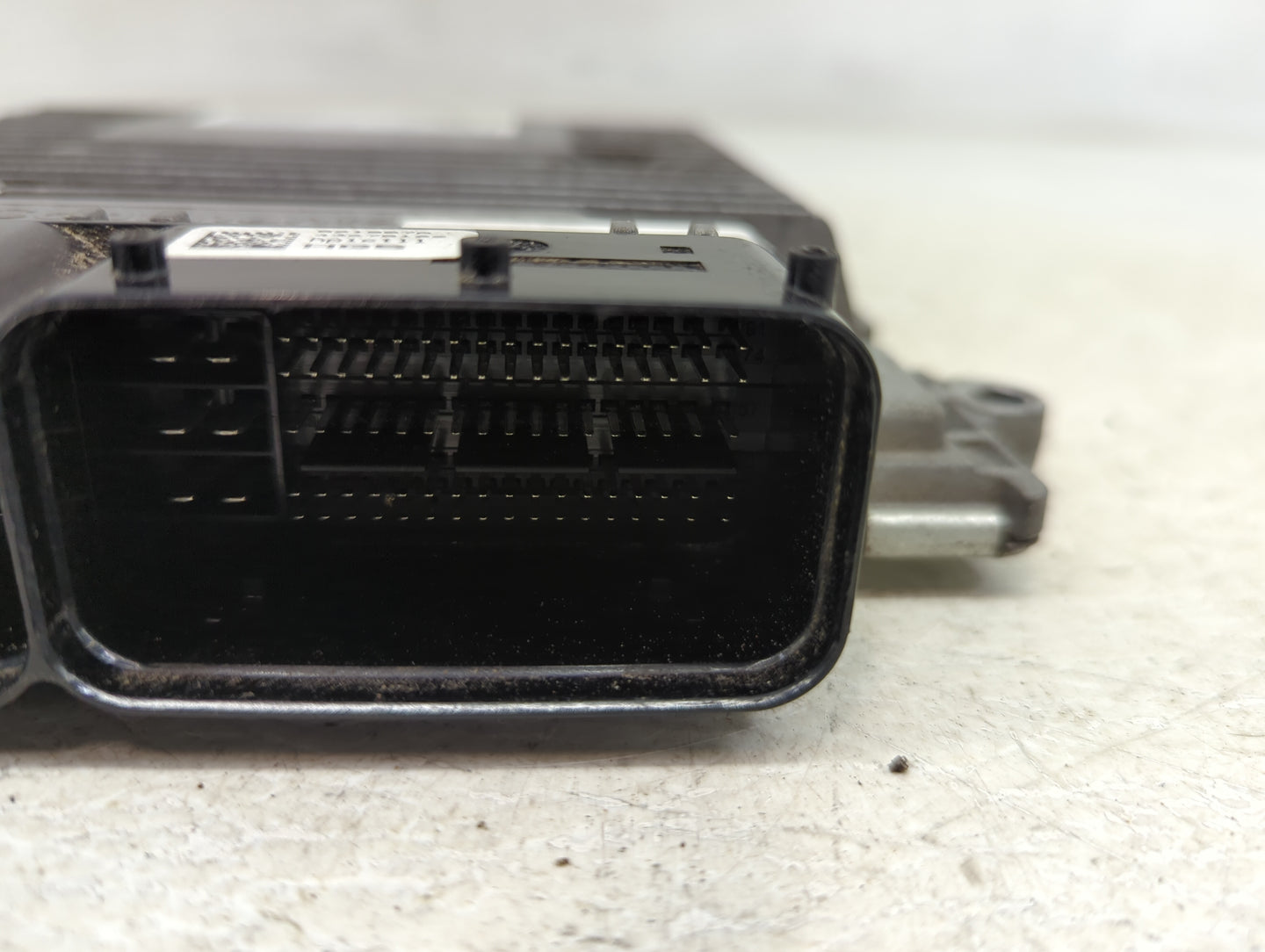 2014-2015 Kia Sorento PCM Engine Control Computer ECU ECM PCU OEM P/N:39113-2GBK2 39103-2GBK2 Fits Fits 2014 2015 OEM Used A