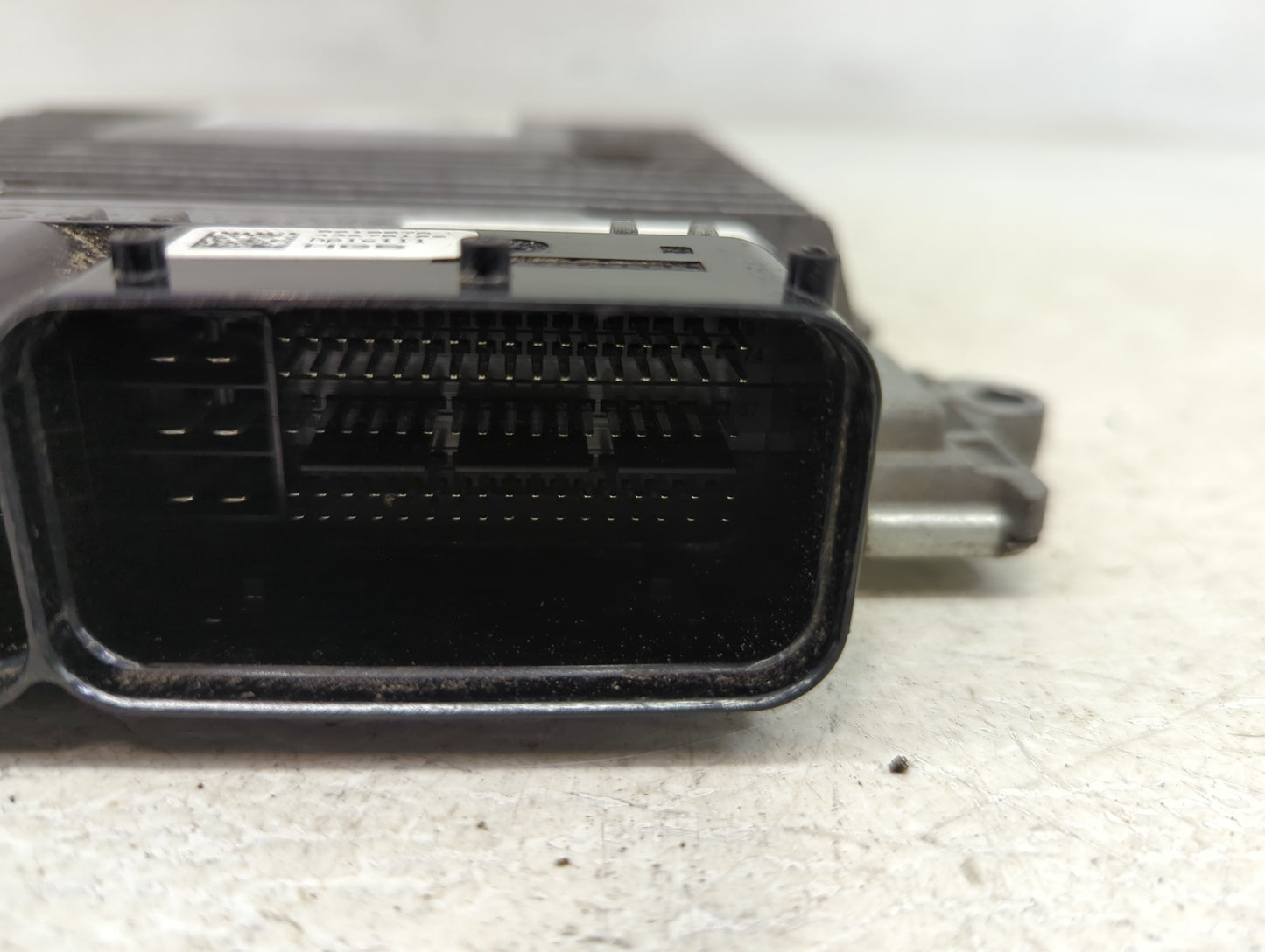 2014-2015 Kia Sorento PCM Engine Control Computer ECU ECM PCU OEM P/N:39113-2GBK2 39103-2GBK2 Fits Fits 2014 2015 OEM Used A
