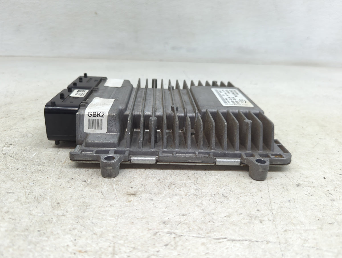 2014-2015 Kia Sorento PCM Engine Control Computer ECU ECM PCU OEM P/N:39113-2GBK2 39103-2GBK2 Fits 2014 2015 OEM Used Auto P