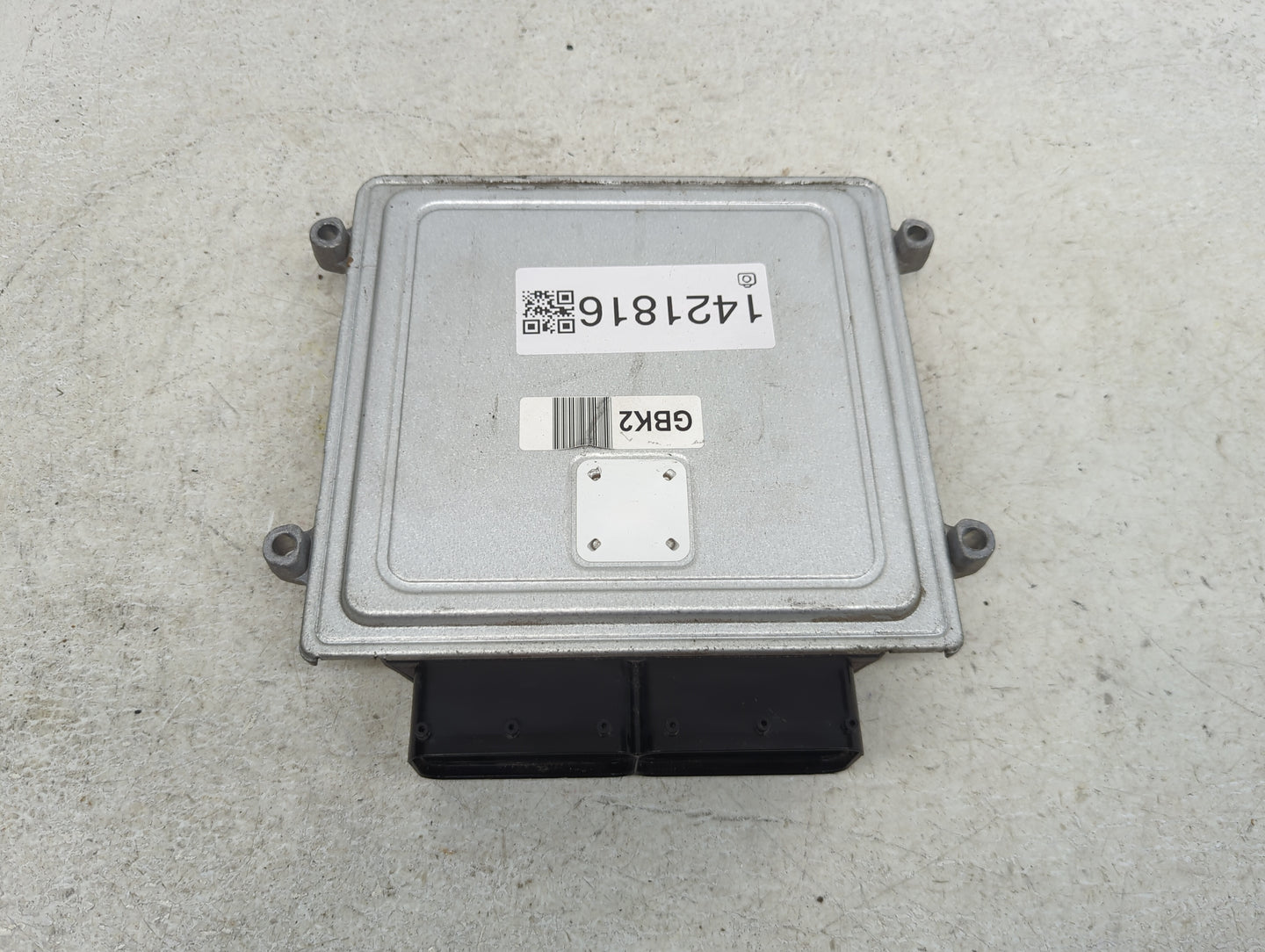 2014-2015 Kia Sorento PCM Engine Control Computer ECU ECM PCU OEM P/N:39113-2GBK2 39103-2GBK2 Fits Fits 2014 2015 OEM Used A