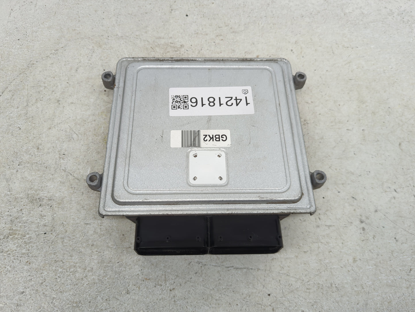 2014-2015 Kia Sorento PCM Engine Control Computer ECU ECM PCU OEM P/N:39113-2GBK2 39103-2GBK2 Fits Fits 2014 2015 OEM Used A