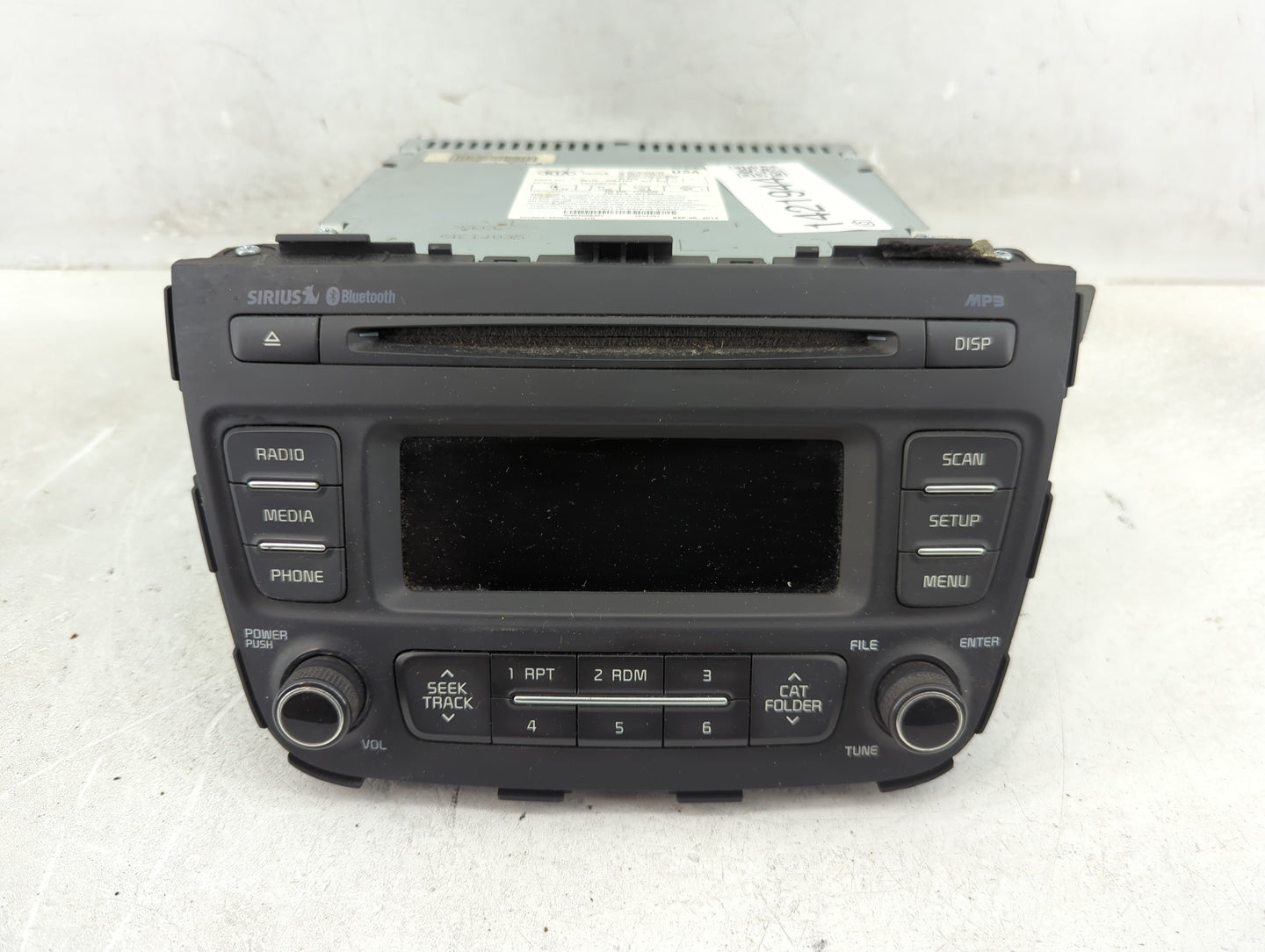 2015 Kia Sorento Radio AM FM Cd Player Receiver Replacement P/N:96170-1UAA1VA AM1A0IXAN VA, 961701UAA1VA Fits OEM Used Auto 
