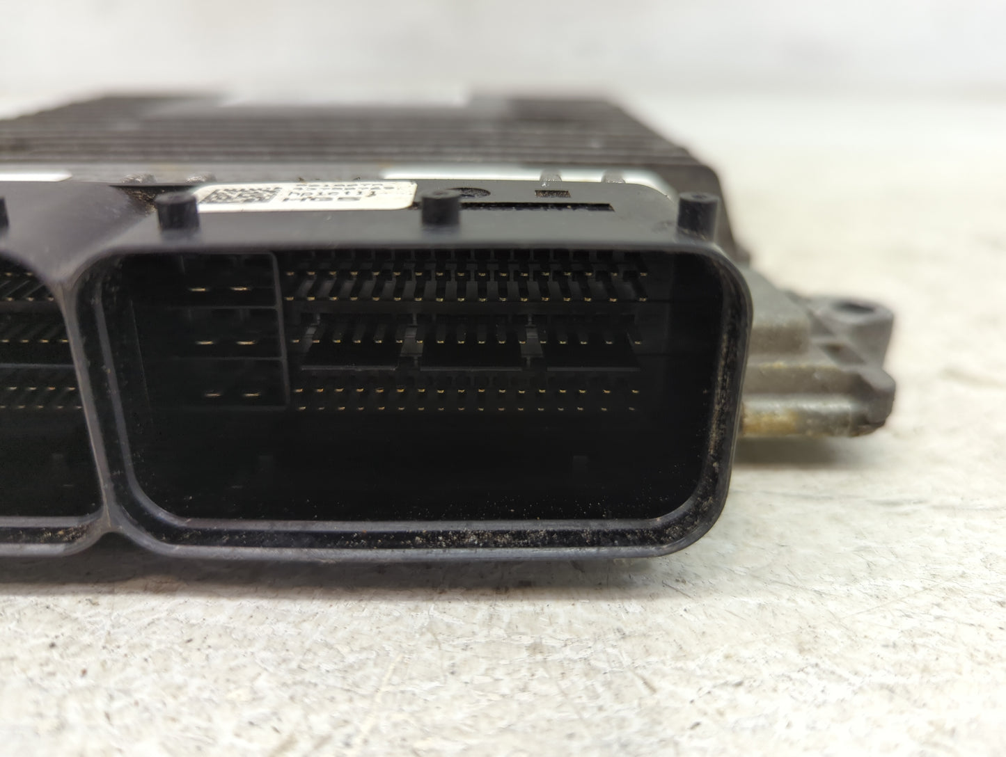 2014-2015 Kia Sorento PCM Engine Control Computer ECU ECM PCU OEM P/N:39113-2GBK2 39103-2GBK2 Fits Fits 2014 2015 OEM Used A