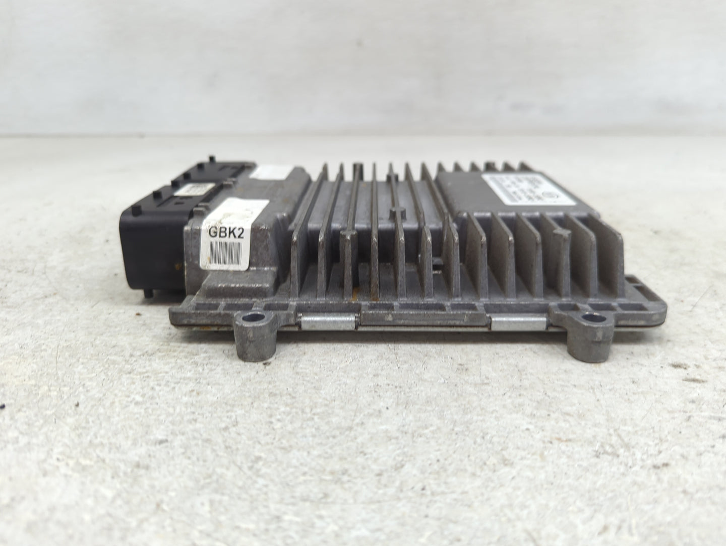 2014-2015 Kia Sorento PCM Engine Control Computer ECU ECM PCU OEM P/N:39113-2GBK2 39103-2GBK2 Fits Fits 2014 2015 OEM Used A