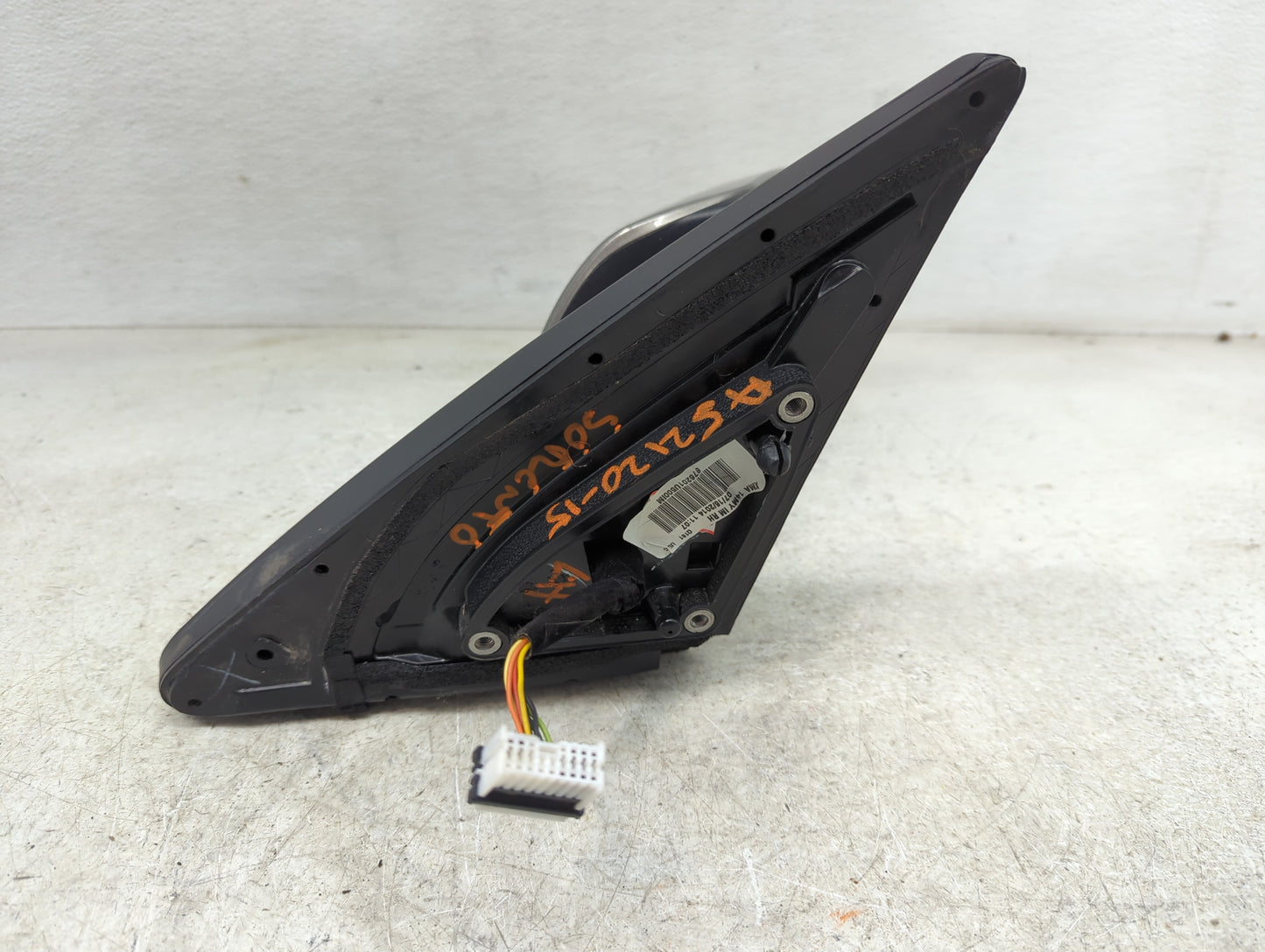 2011-2015 Kia Sorento Driver Side View Mirror - Left Door Mirror OEM Used - Oemusedautoparts1.com