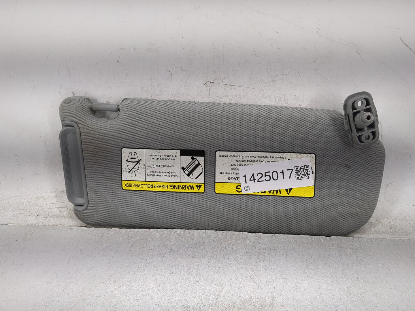 2011-2015 Kia Sorento Sun Visor Shade Replacement Driver Left Mirror Fits Fits 2011 2012 2013 2014 2015 OEM Used Auto Parts 