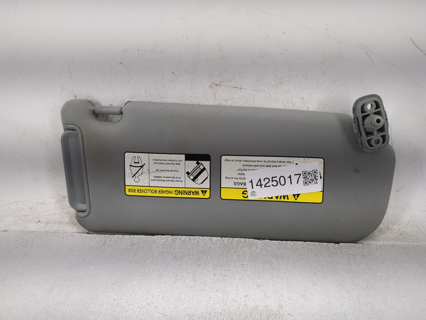 2011-2015 Kia Sorento Sun Visor Shade Replacement Driver Left Mirror Fits Fits 2011 2012 2013 2014 2015 OEM Used Auto Parts 