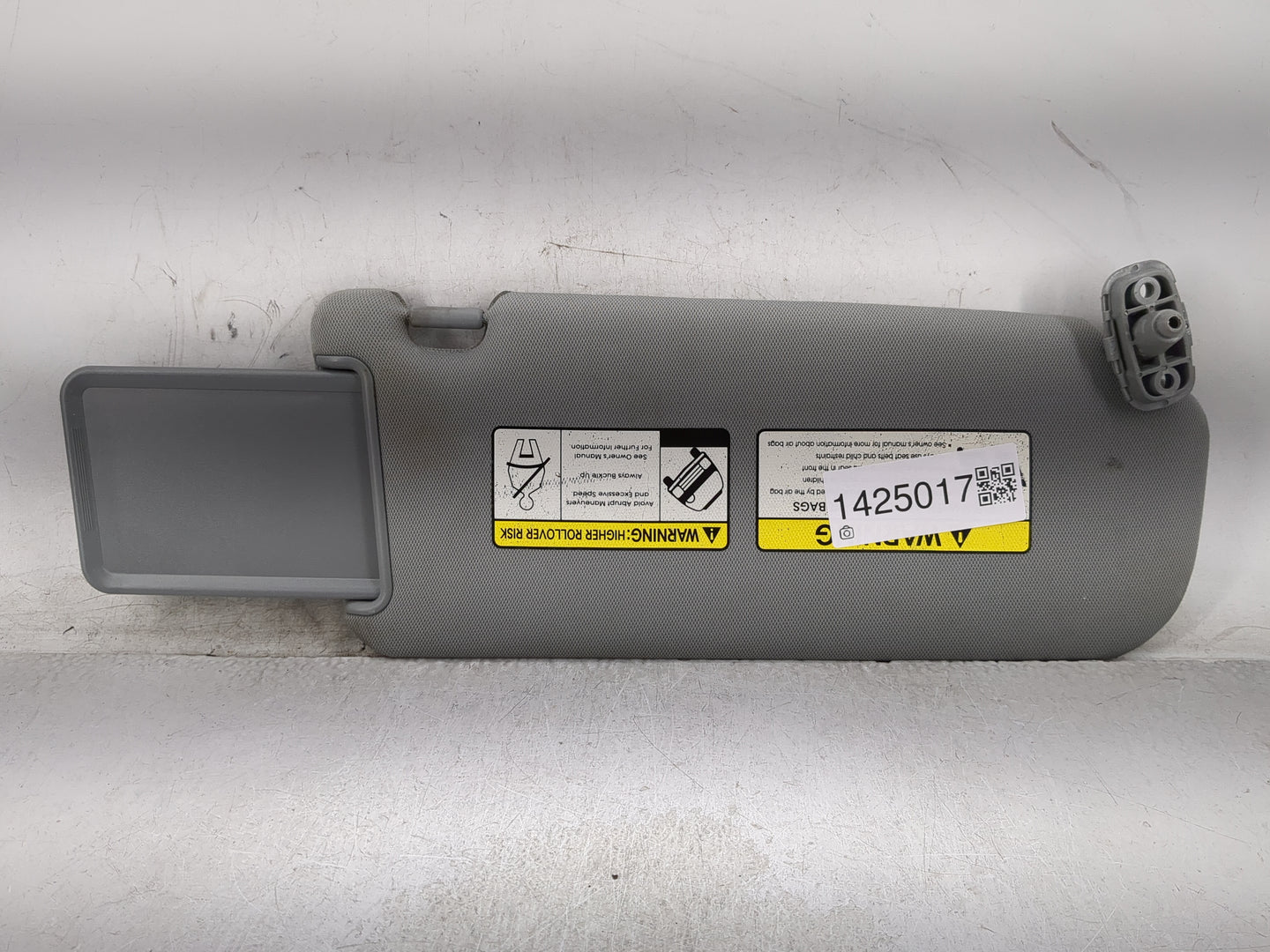 2011-2015 Kia Sorento Sun Visor Shade Replacement Driver Left Mirror Fits Fits 2011 2012 2013 2014 2015 OEM Used Auto Parts 