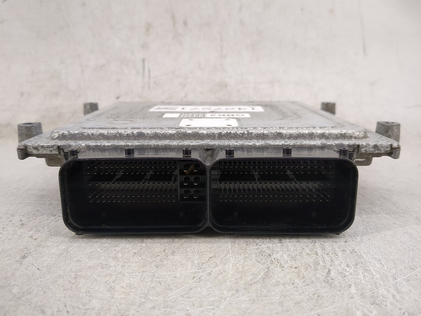 2014-2015 Kia Sorento PCM Engine Control Computer ECU ECM PCU OEM P/N:39113-2GBK2 39103-2GBK2 Fits Fits 2014 2015 OEM Used A