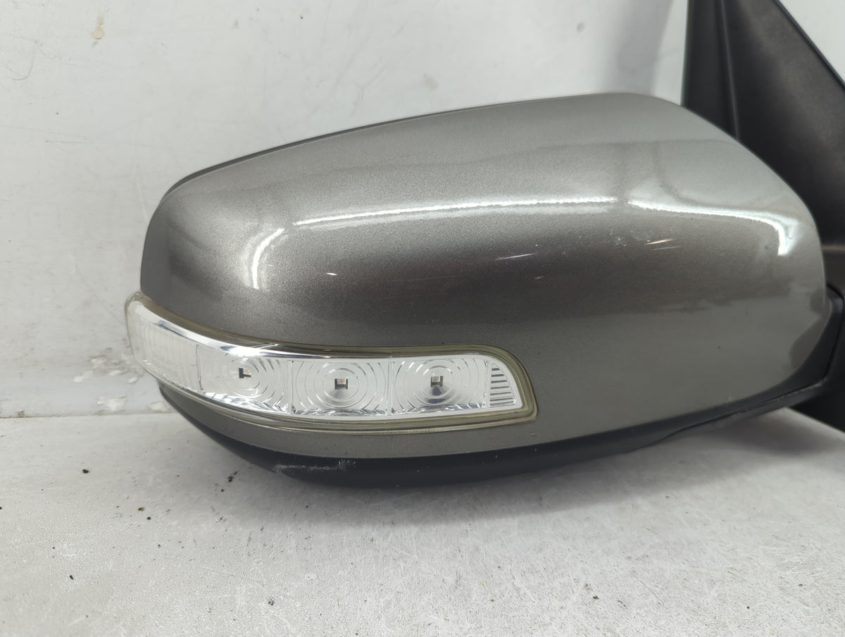 2015 Kia Sorento Passenger Right Side View Power Door Mirror Titanium - Oemusedautoparts1.com