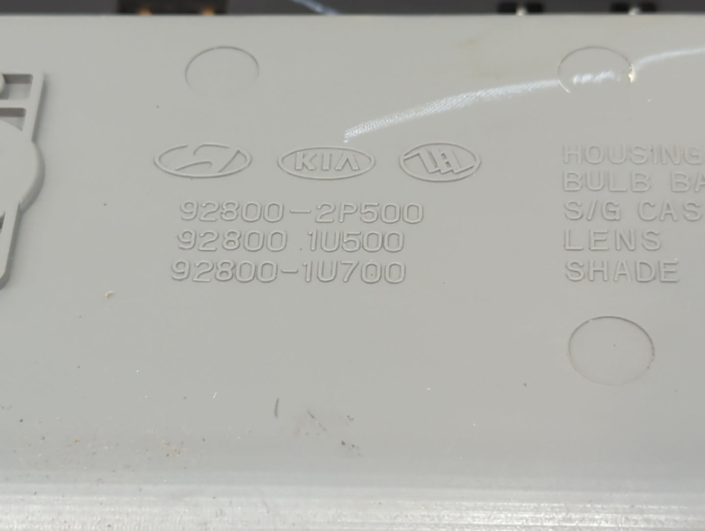 2015 Kia Sorento Overhead Roof Console - Oemusedautoparts1.com