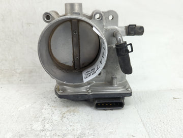 2014-2018 Kia Sorento Throttle Body Fits Fits 2012 2013 2014 2015 2016 2017 2018 OEM Used Auto Parts - Oemusedautoparts1.com