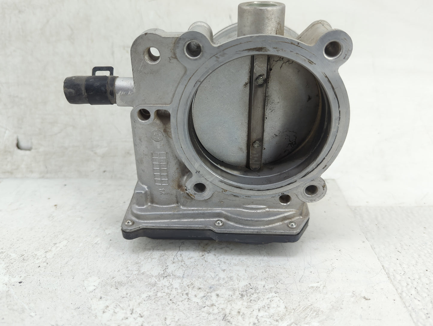 2014-2018 Kia Sorento Throttle Body Fits Fits 2012 2013 2014 2015 2016 2017 2018 OEM Used Auto Parts - Oemusedautoparts1.com