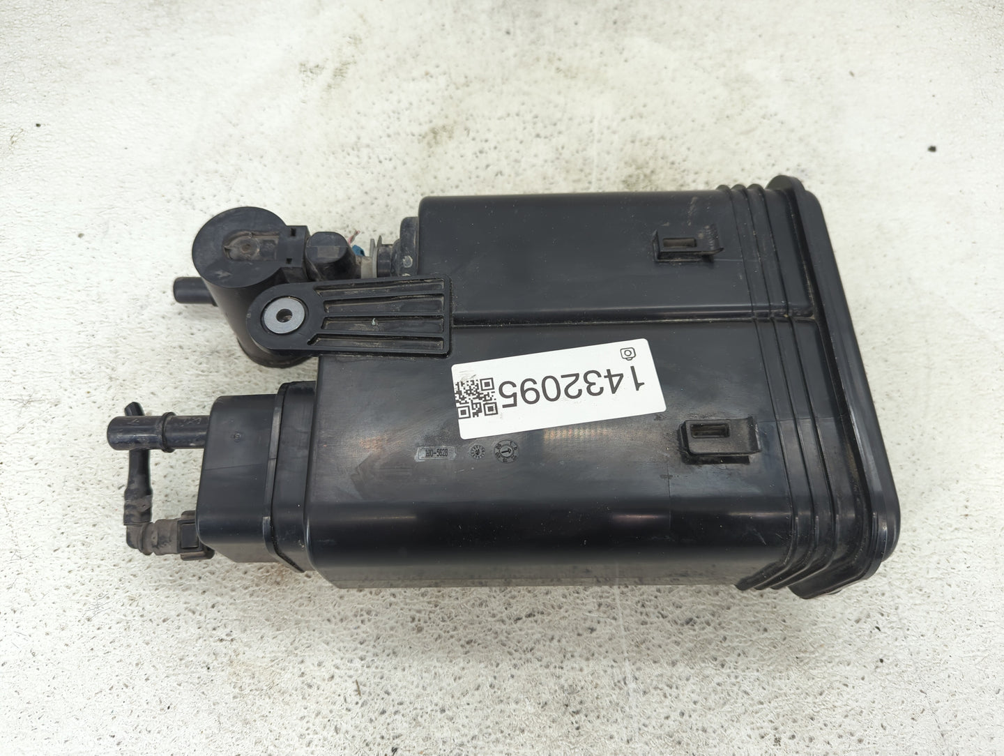 2015 Kia Sorento Fuel Vapor Charcoal Canister - Oemusedautoparts1.com