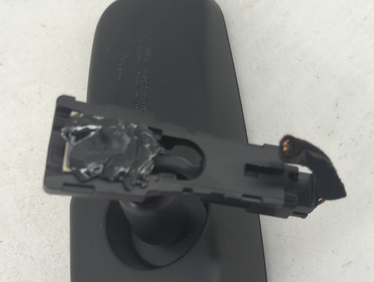 2011-2020 Kia Sorento Interior Rear View Mirror Replacement OEM P/N:026004 GNTX-533 Fits OEM Used Auto Parts - Oemusedautopa
