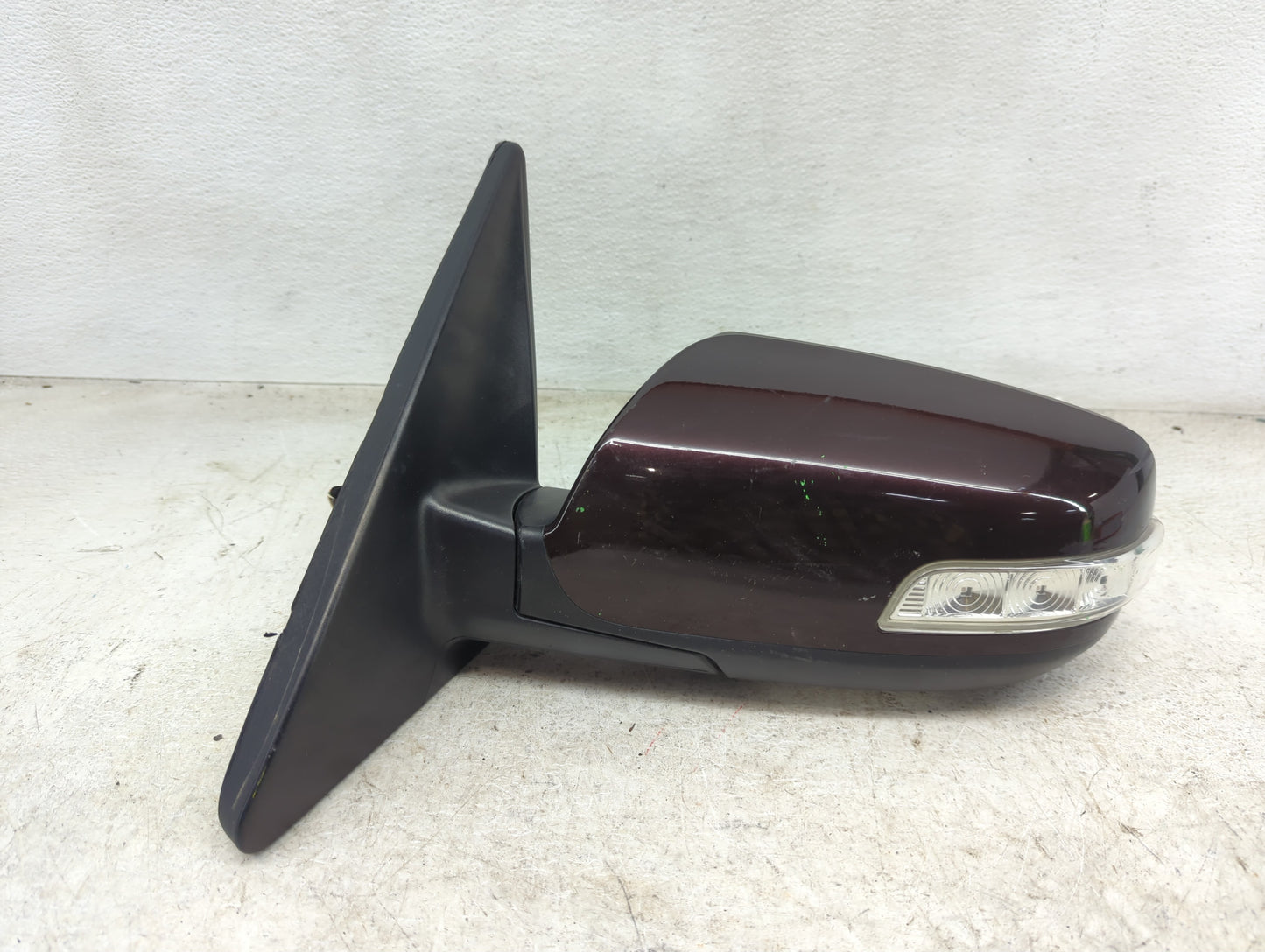 2011-2015 Kia Sorento Driver Side View Mirror - Left Door Mirror OEM Used - Oemusedautoparts1.com
