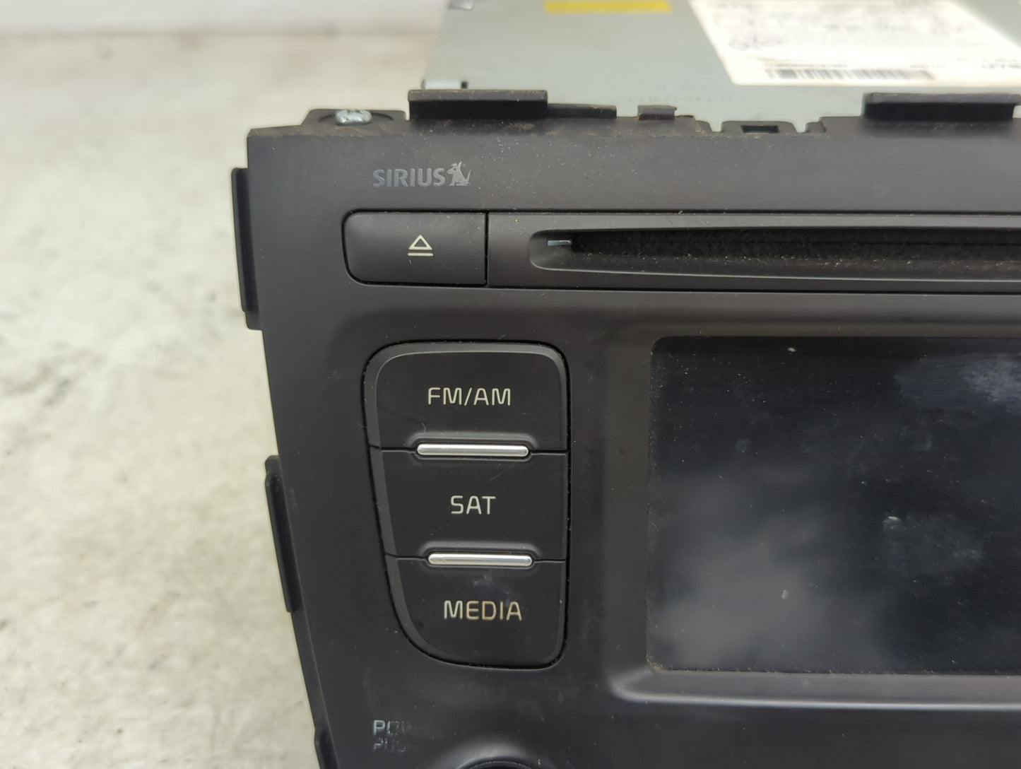 2014-2015 Kia Sorento Radio AM FM Cd Player Receiver Replacement P/N:96160-1U721VA AC232IXAN Fits Fits 2014 2015 OEM Used Au