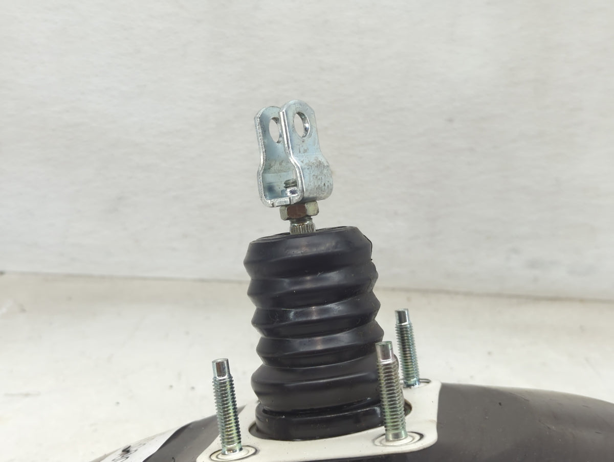 2014-2015 Kia Sorento Power Brake Booster Oem 1450656 - Oemusedautoparts1.com