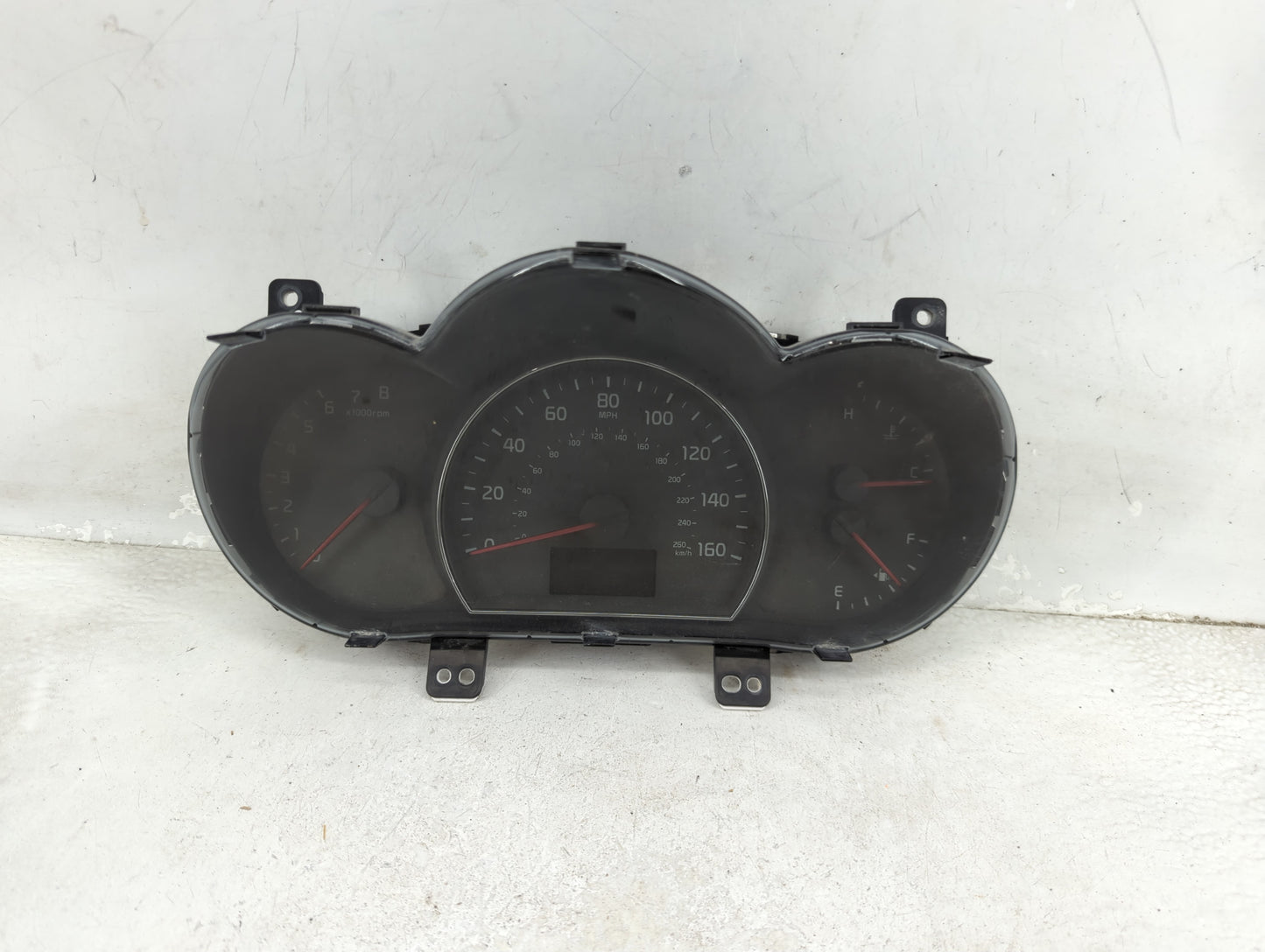 2014-2015 Kia Sorento Speedometer Instrument Cluster Gauges 94004-1u010 - Oemusedautoparts1.com