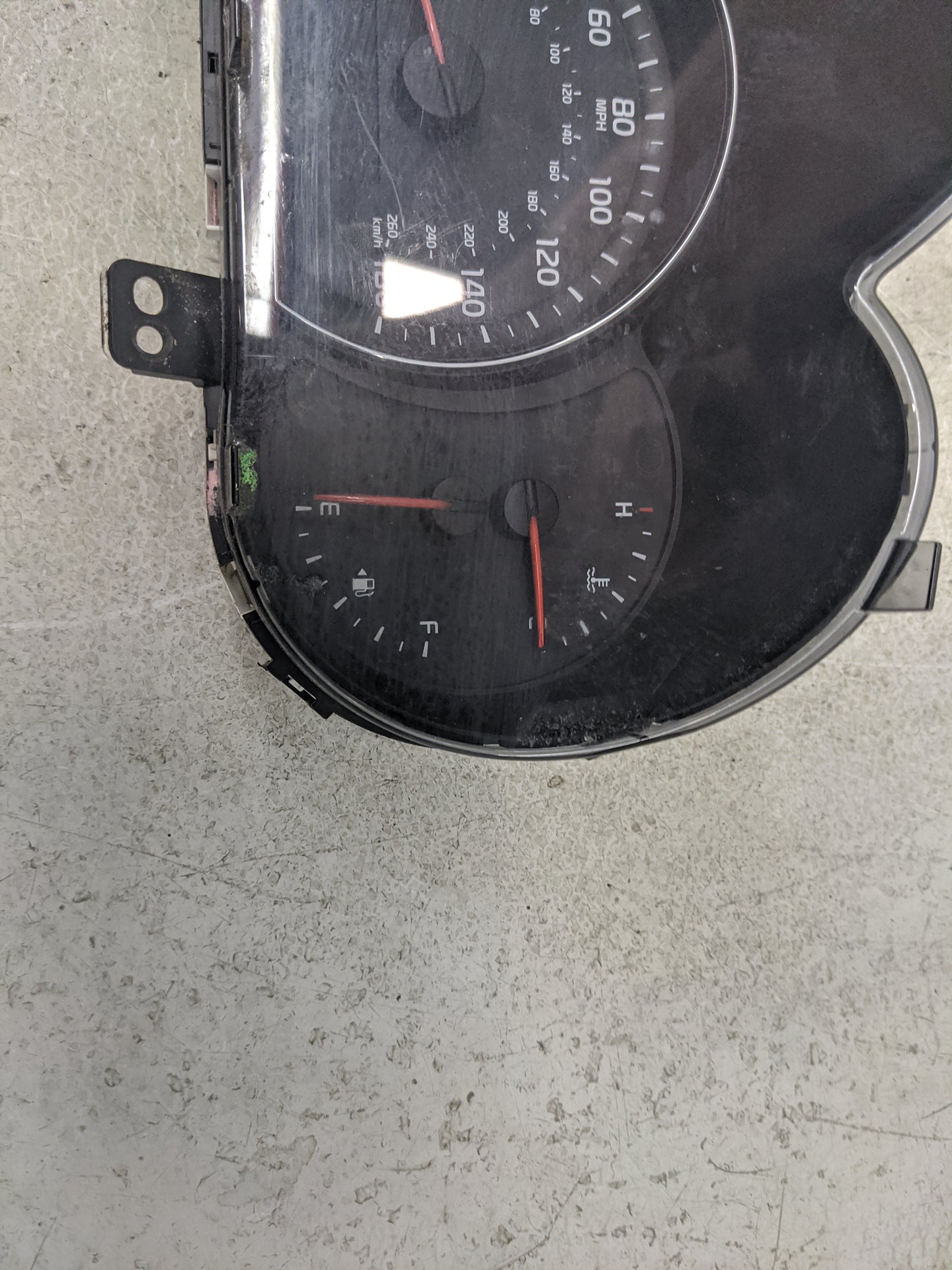 2014-2015 Kia Sorento Instrument Cluster Speedometer Gauges P/N:94003-1U010 A2C83420600 Miles:138K Fits Fits 2014 2015 OEM U