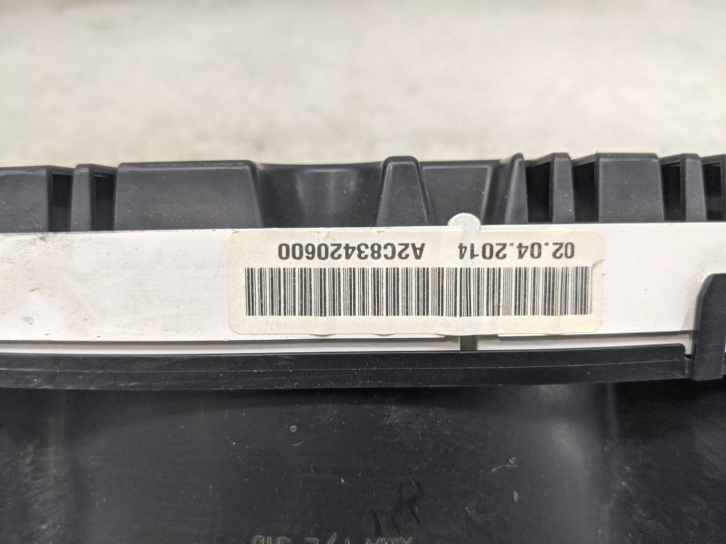2014-2015 Kia Sorento Instrument Cluster Speedometer Gauges P/N:94003-1U010 A2C83420600 Miles:138K Fits Fits 2014 2015 OEM U